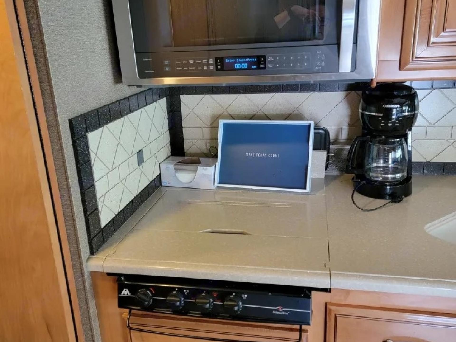 2016 THOR MOTOR COACH PALAZZO 33.3
