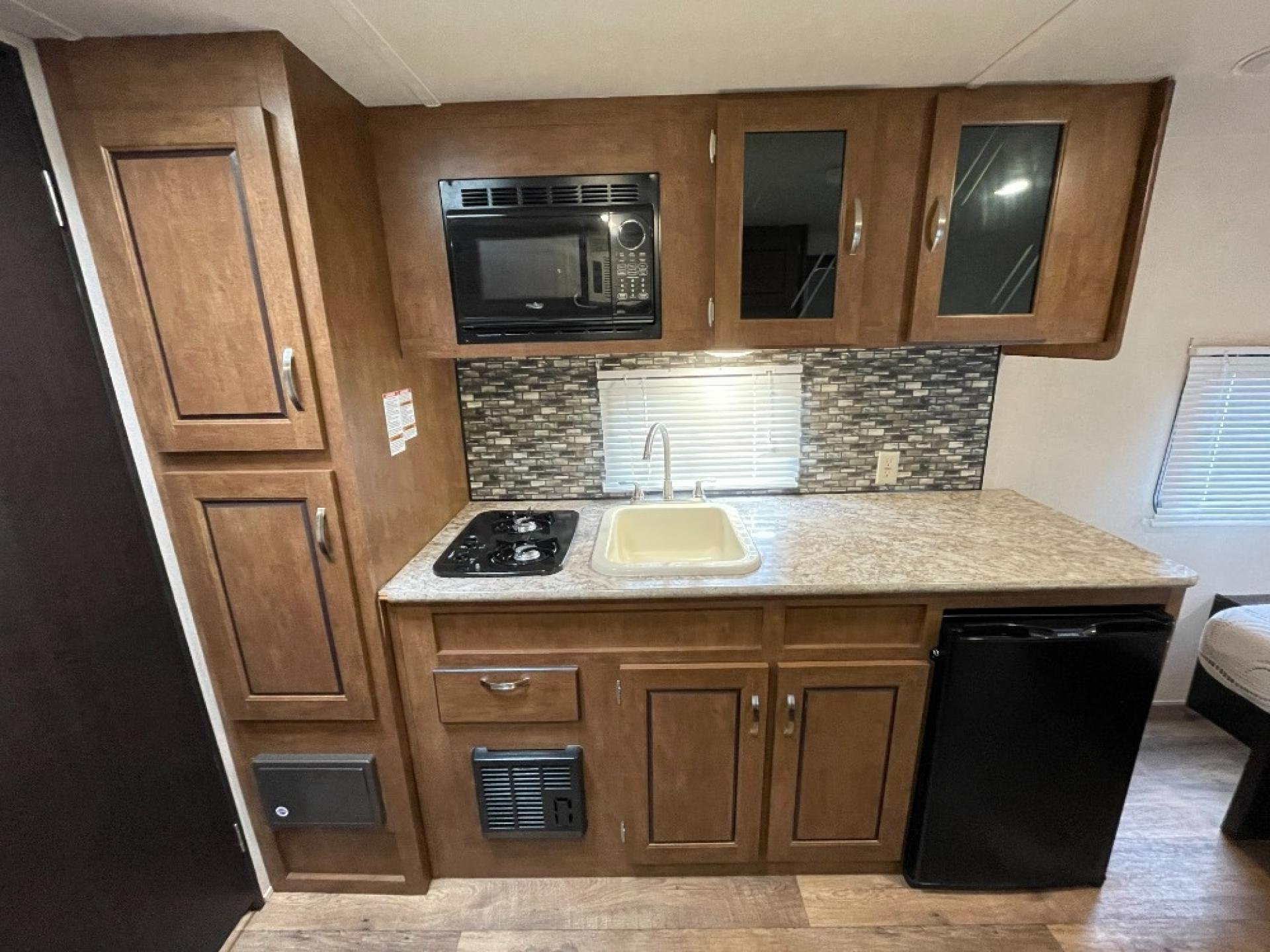 2017 FOREST RIVER Salem Cruise LIte 186RB