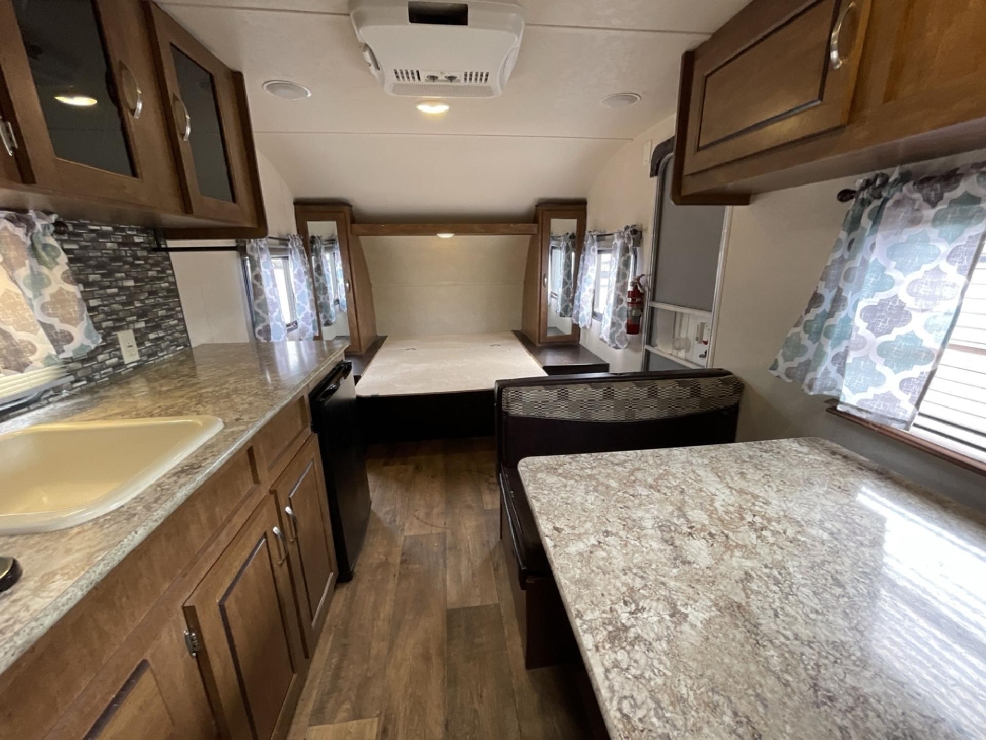 2017 FOREST RIVER Salem Cruise LIte 186RB