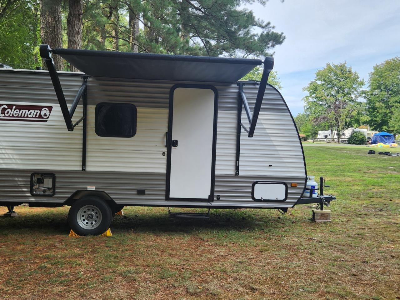 2024 COLEMAN Lantern LT 17 B