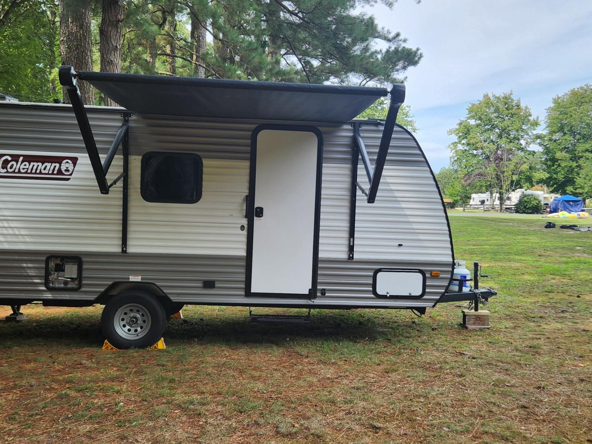 2024 COLEMAN Lantern LT 17 B