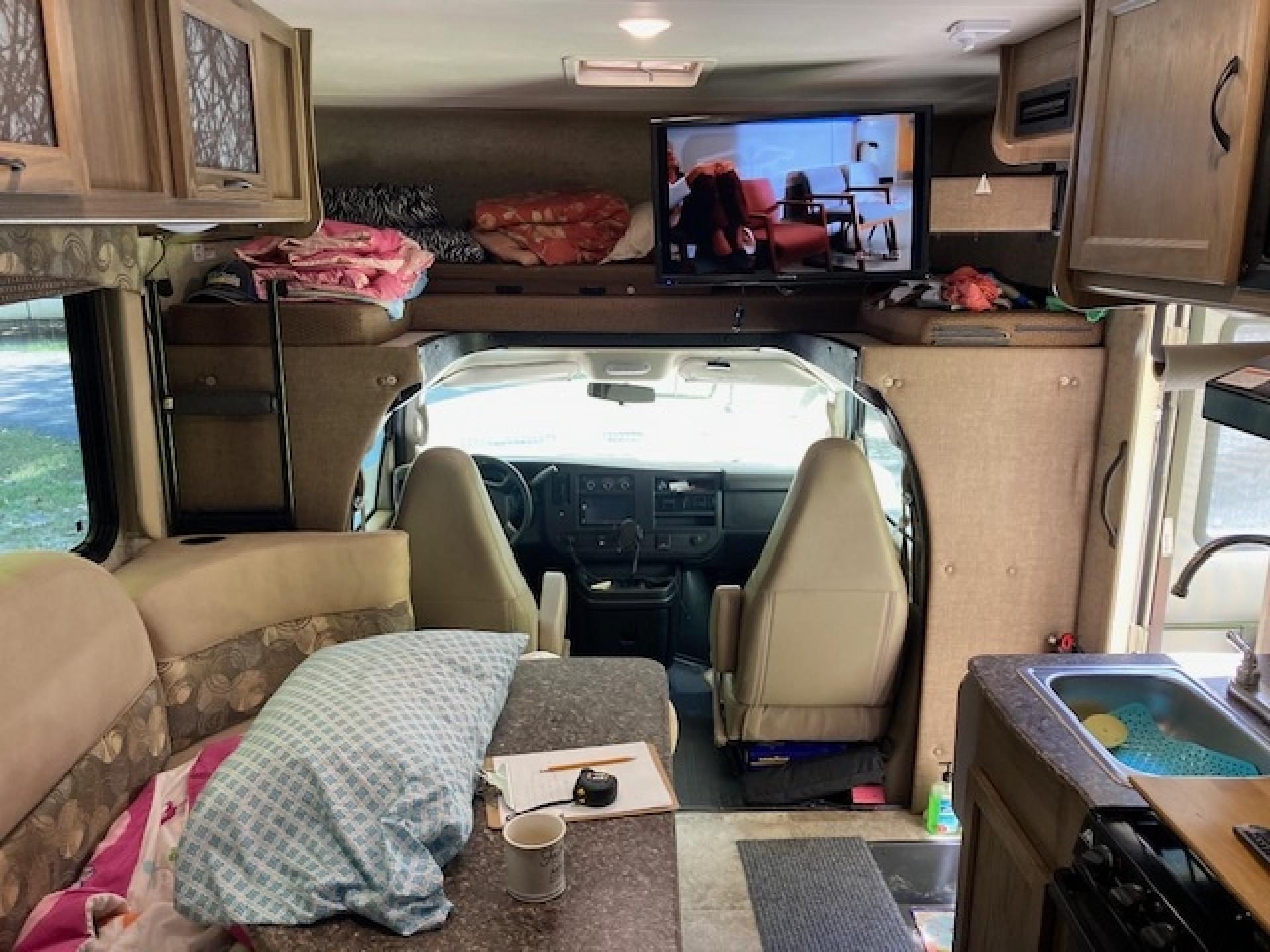 2017 COACHMEN FREELANDER 21QB