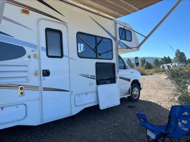 2014 FOREST RIVER SUNSEEKER 3170DS