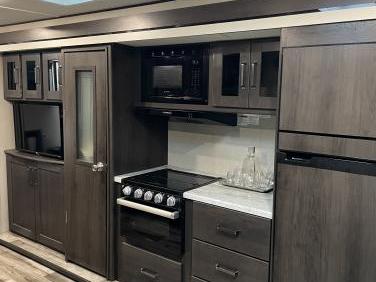 2023 GRAND DESIGN TRANSCEND XPLOR 260RB