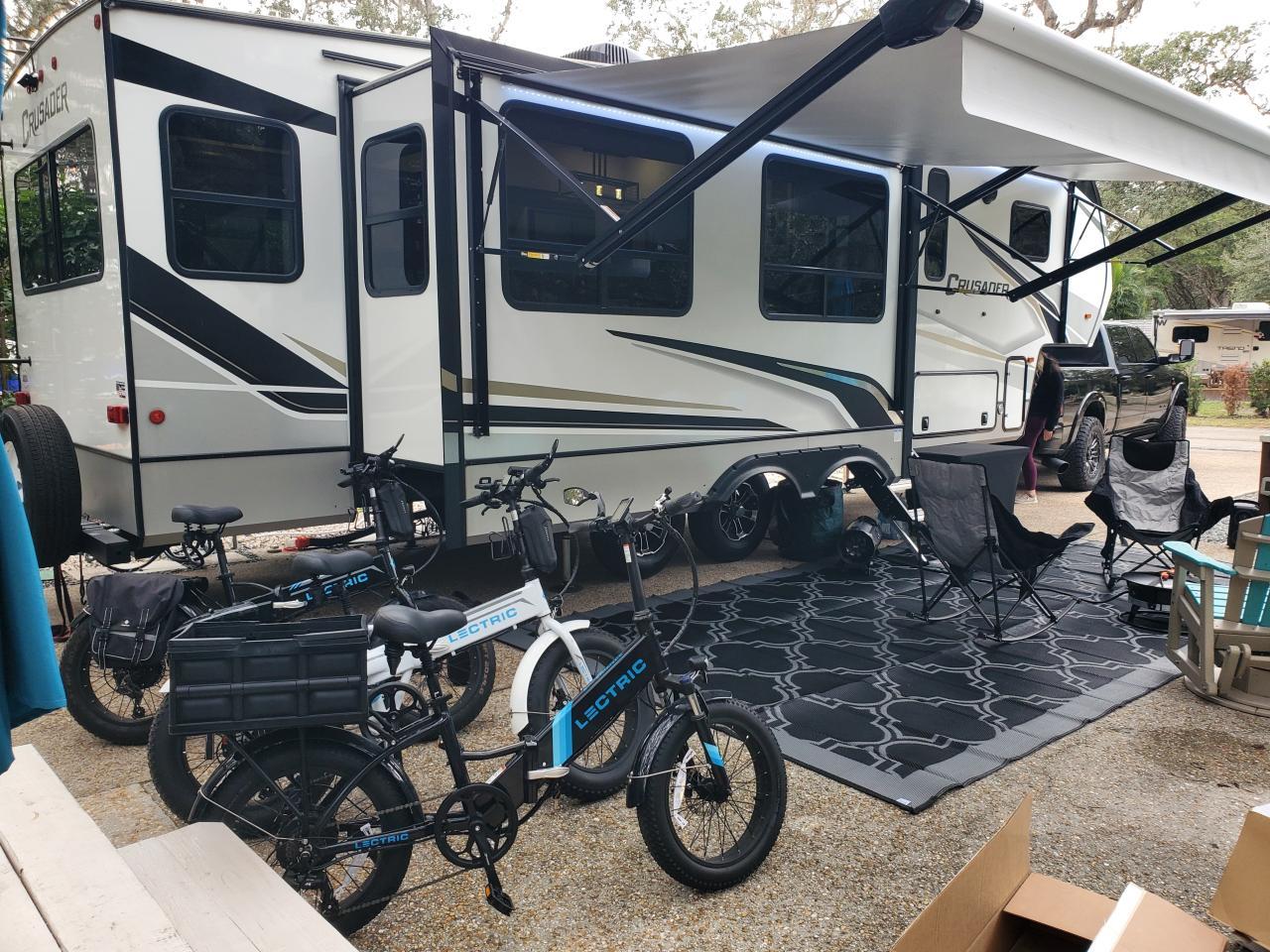 2022 PRIME TIME CRUSADER 305RLP