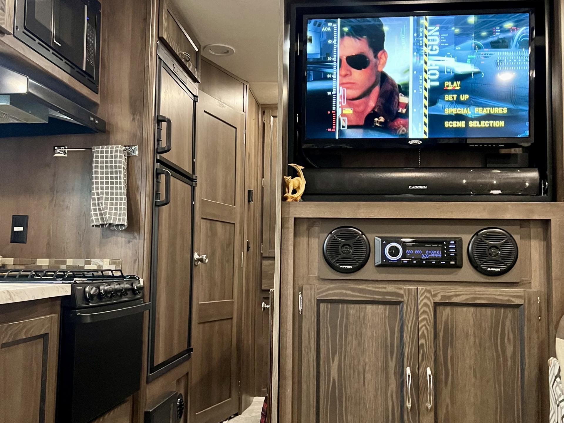 2019 COACHMEN PRISM 2200FS
