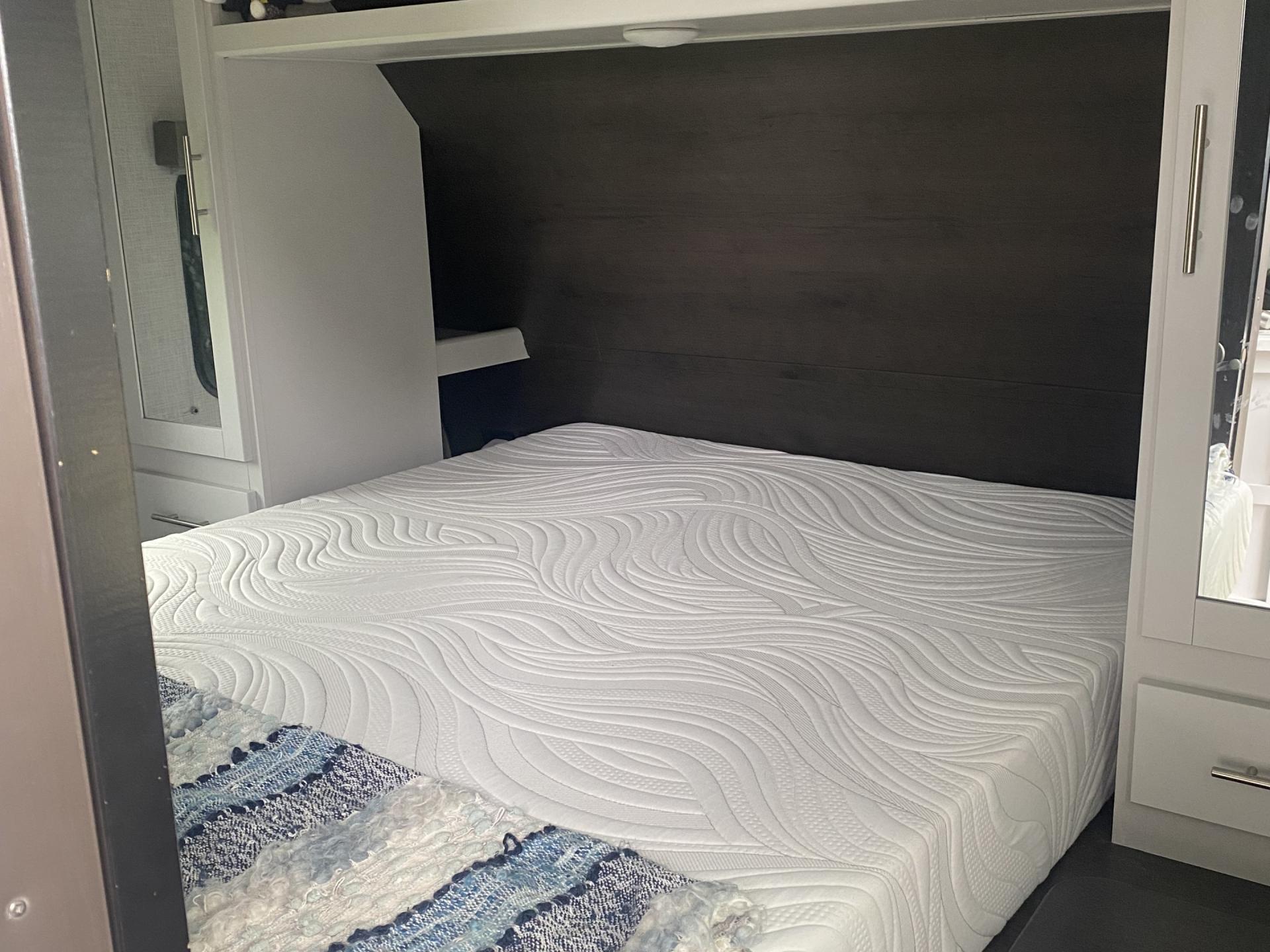 2020 KEYSTONE BULLET 243BHS