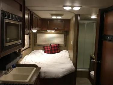 2014 THOR MOTOR COACH FREEDOM ELITE 23H