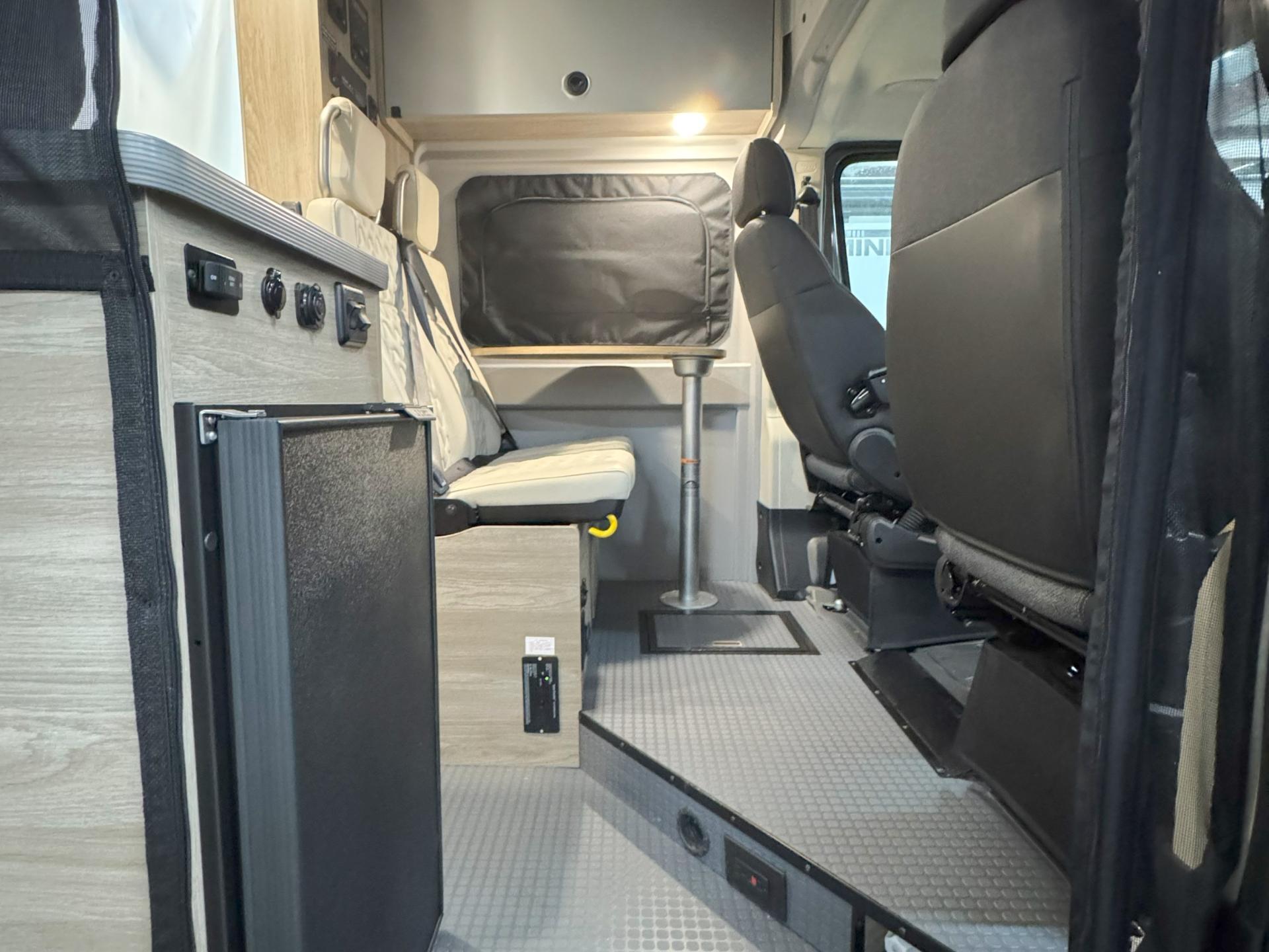 2021 WINNEBAGO SOLIS 59P