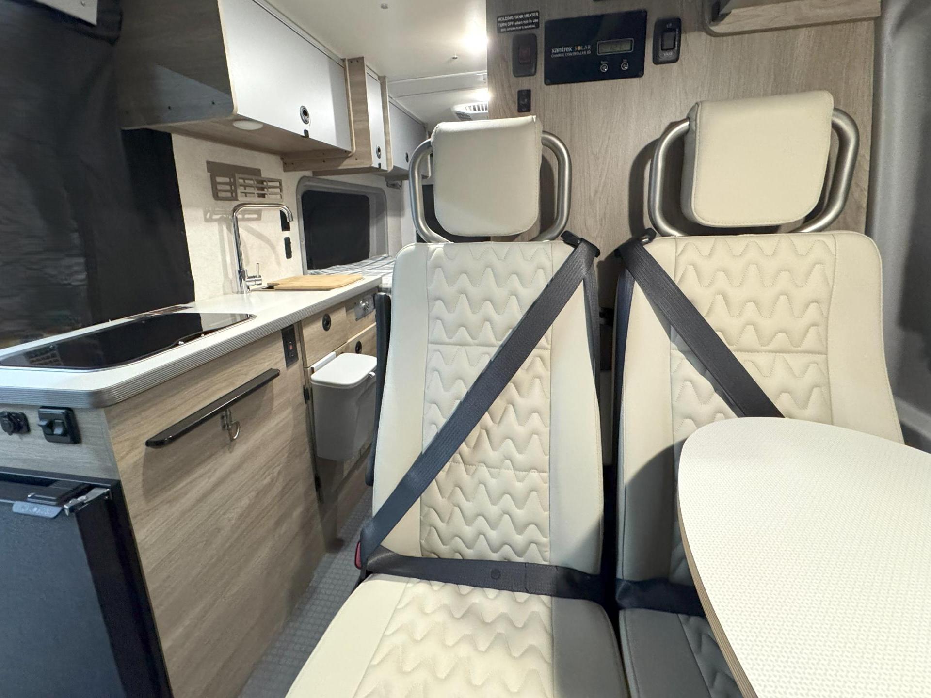 2021 WINNEBAGO SOLIS 59P