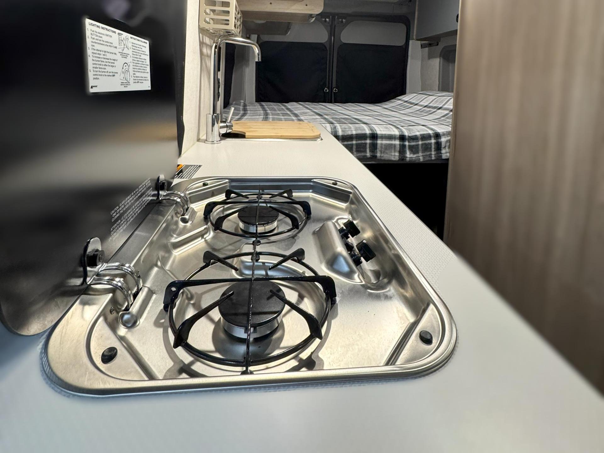 2021 WINNEBAGO SOLIS 59P