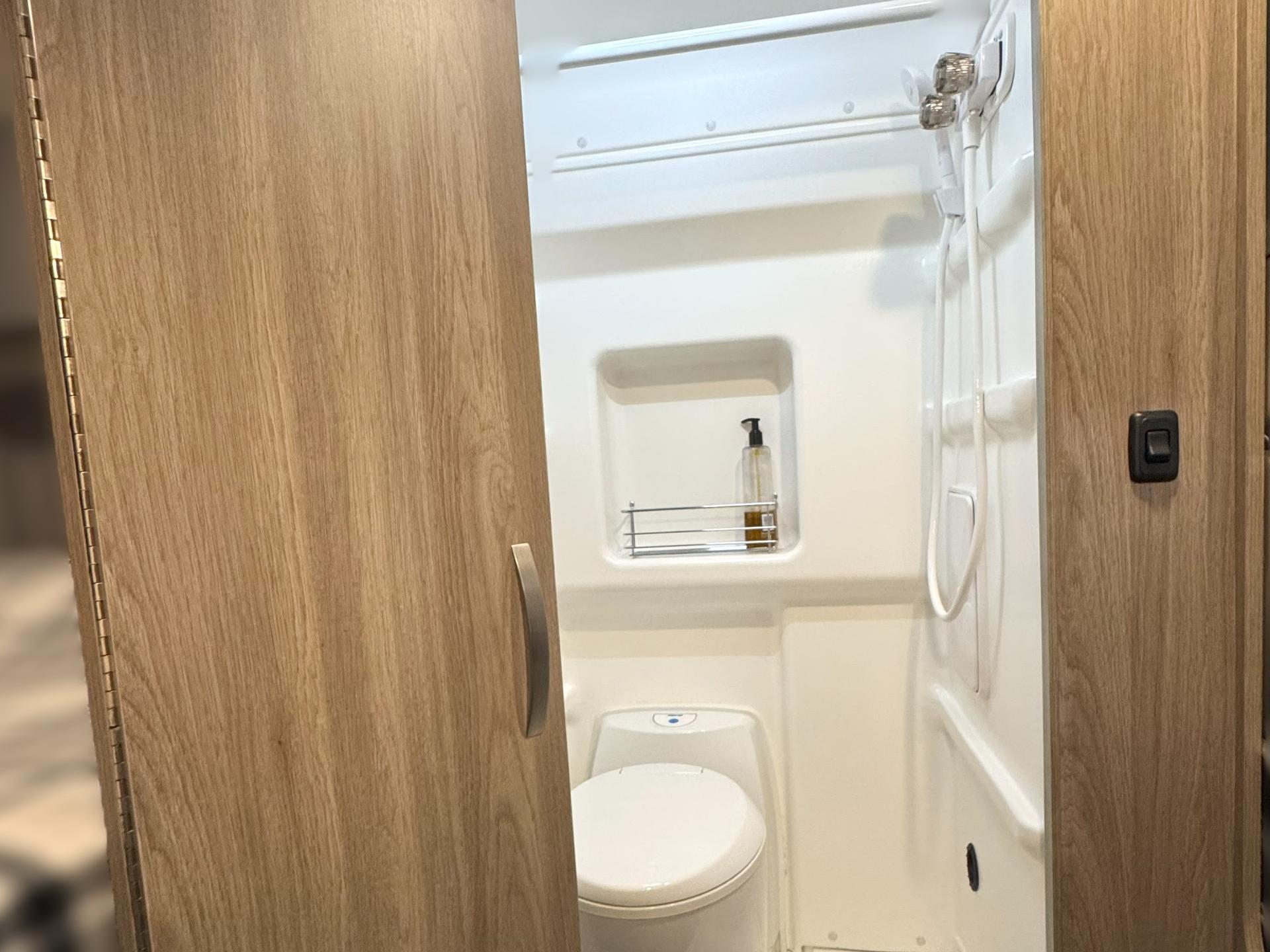 2021 WINNEBAGO SOLIS 59P