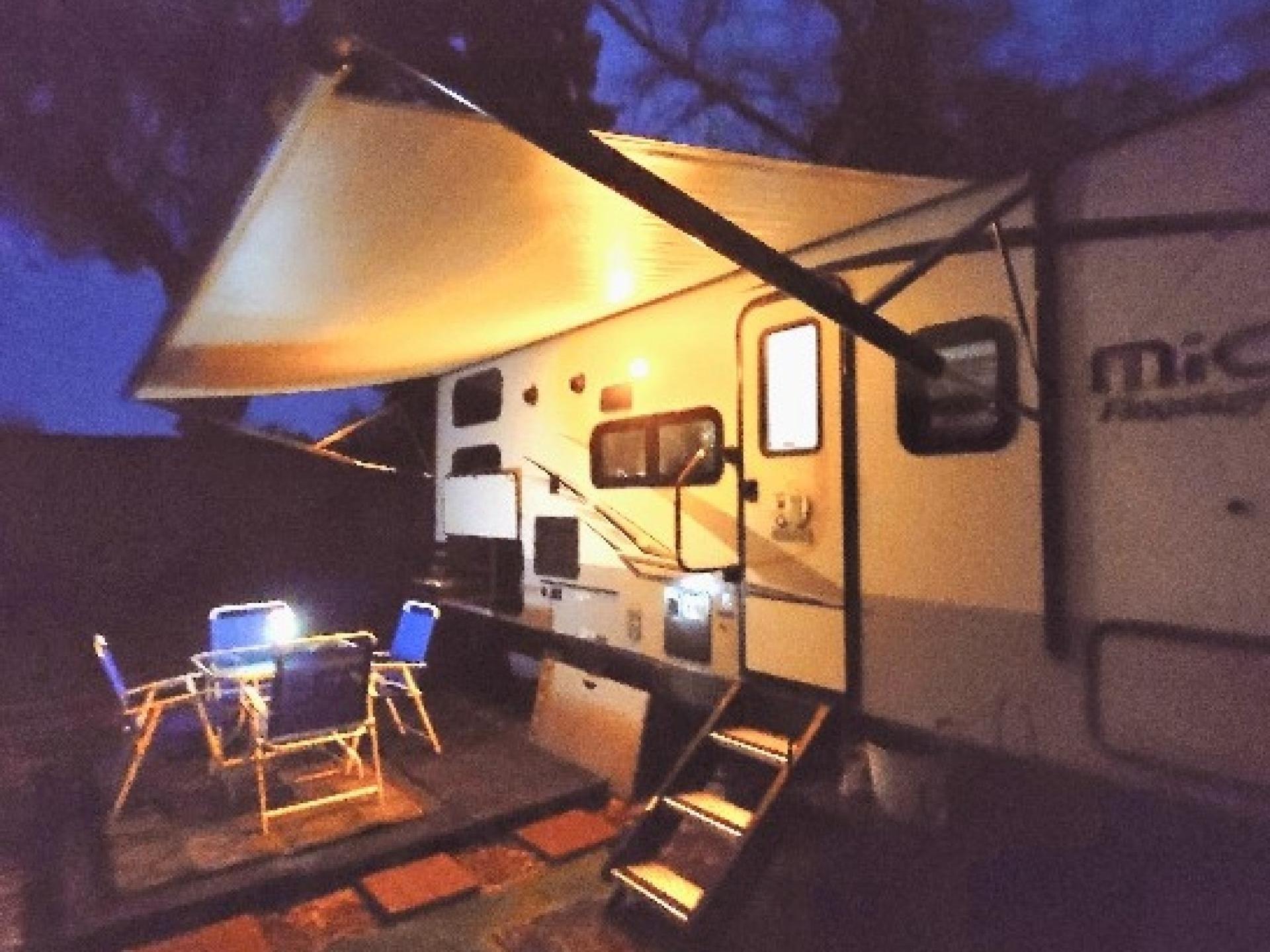 2019 FOREST RIVER FLAGSTAFF MICRO LITE 25BRDS