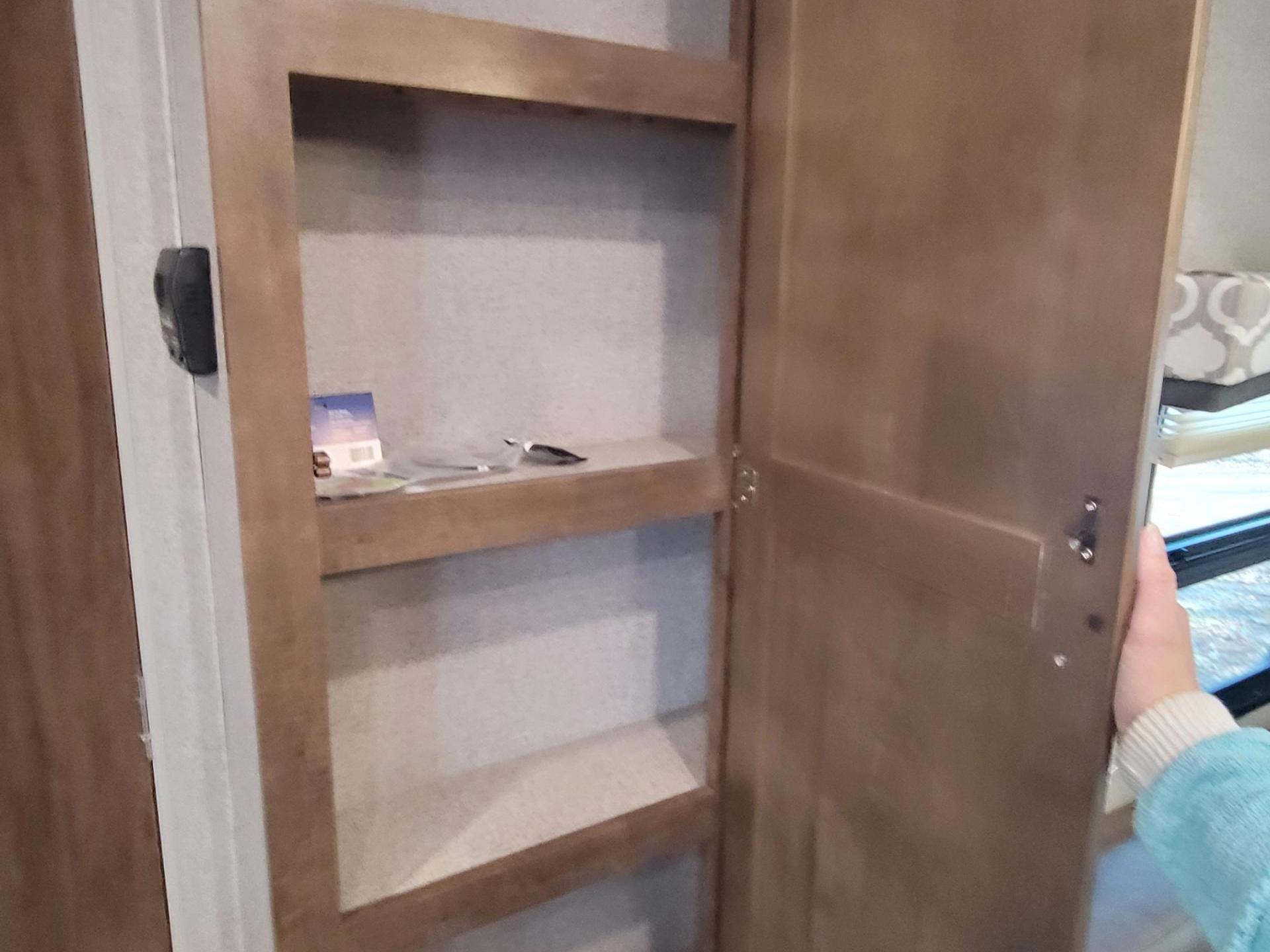 2019 FOREST RIVER FLAGSTAFF MICRO LITE 25BRDS