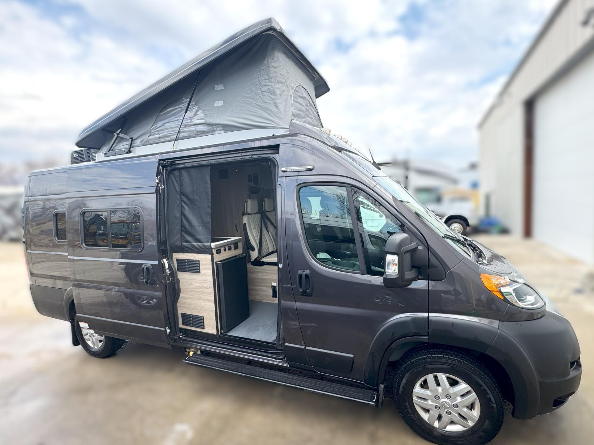 2021 WINNEBAGO SOLIS 59P