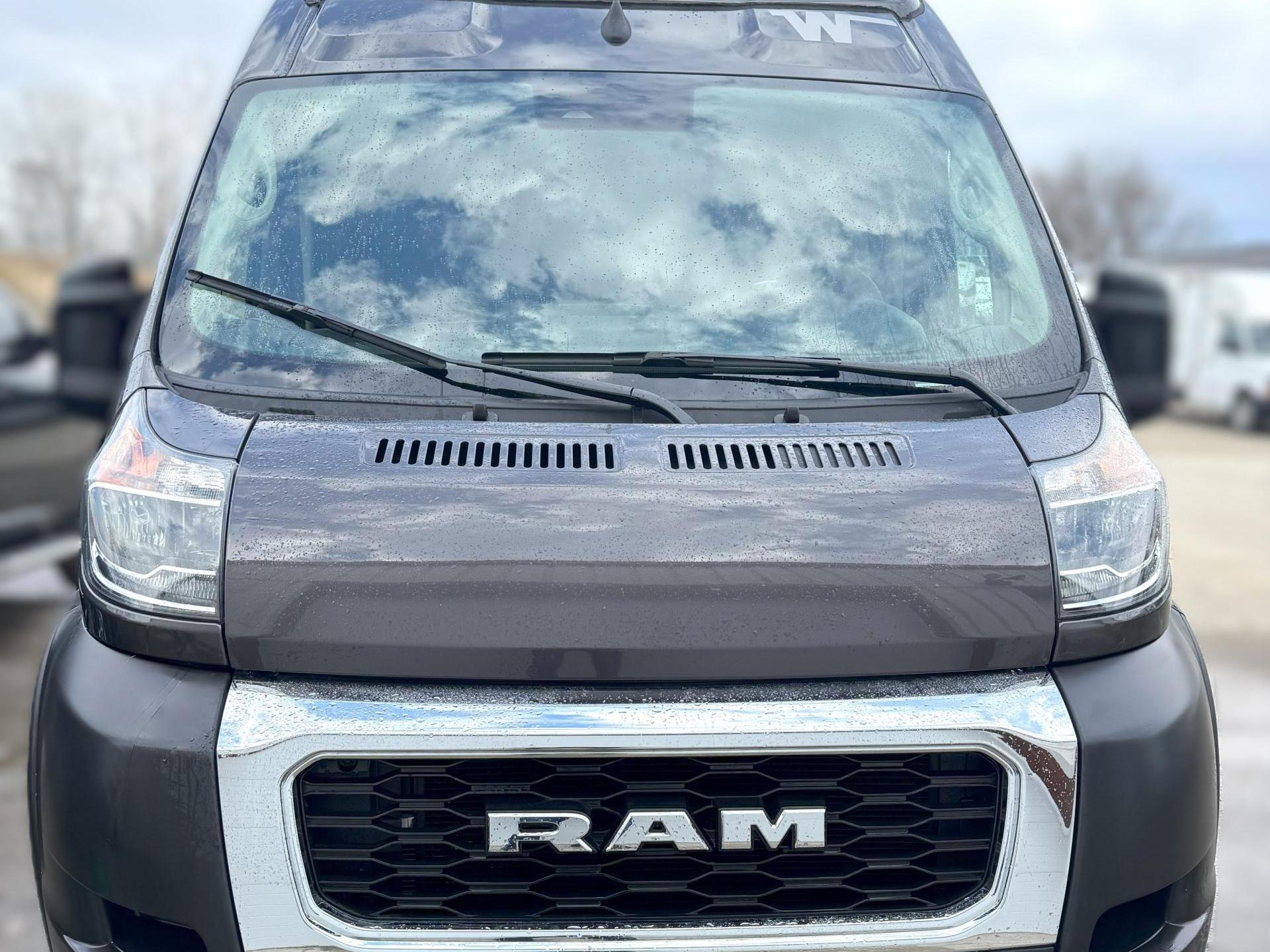 2021 WINNEBAGO SOLIS 59P