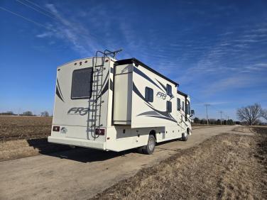 2021 FOREST RIVER FR3 32DS
