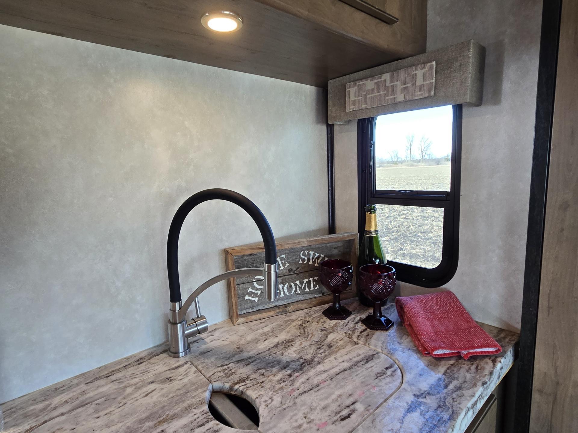2021 FOREST RIVER FR3 32DS
