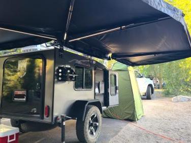 2021 HIKER TRAILER 5x8 Mid-Range