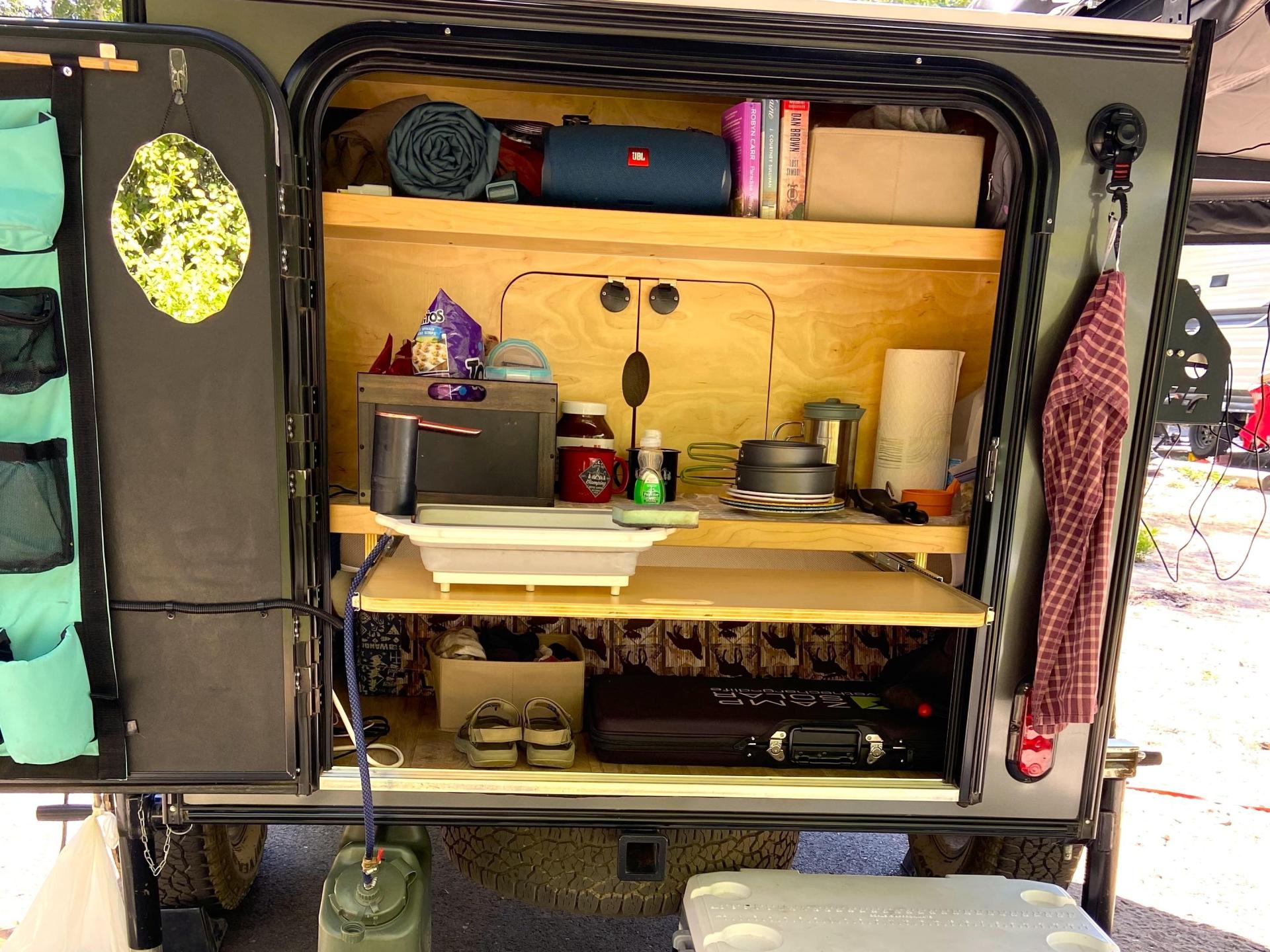 2021 HIKER TRAILER 5x8 Mid-Range