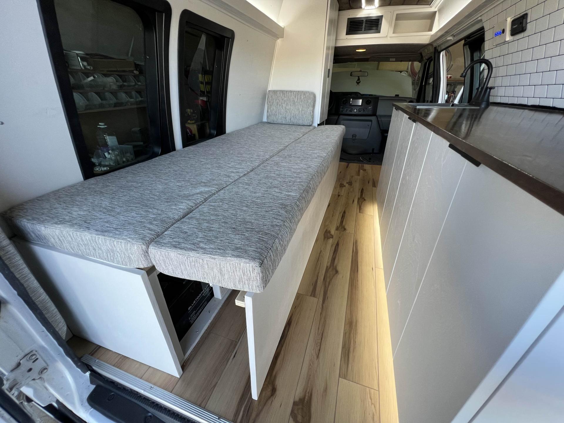 2009 FORD TRANSIT T250 E-150 High Roof