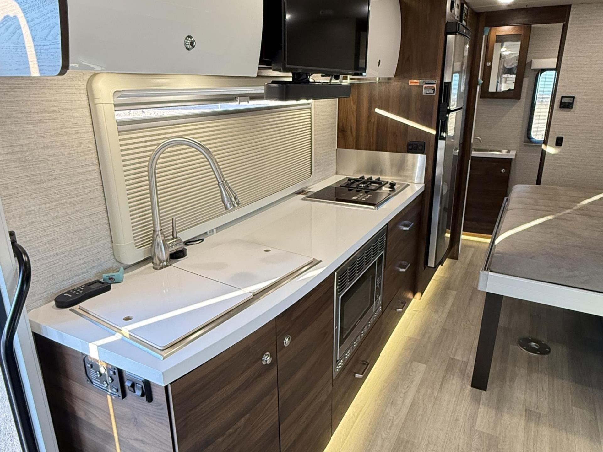 2022 WINNEBAGO VIEW 24D