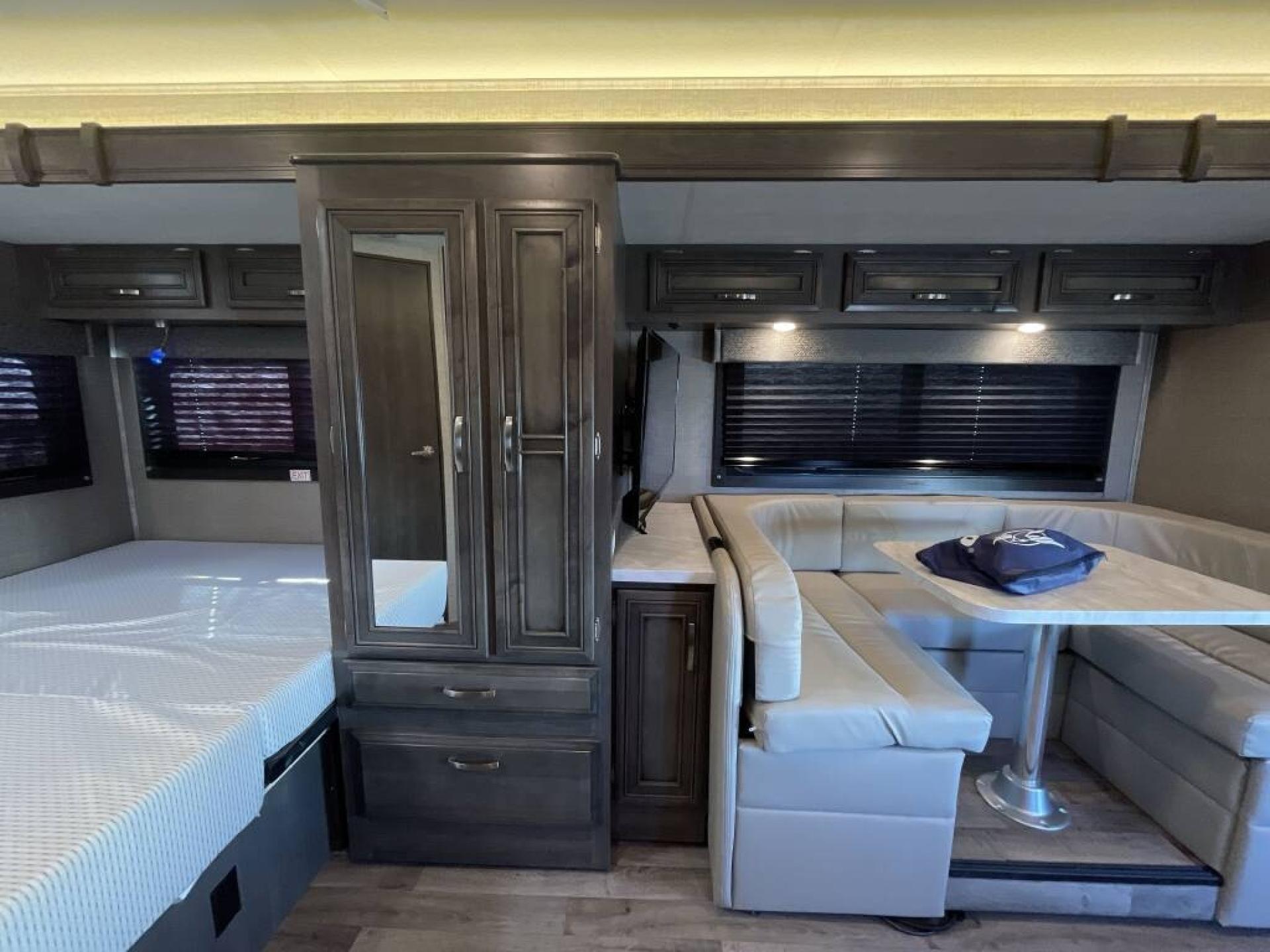 2023 JAYCO REDHAWK 24B