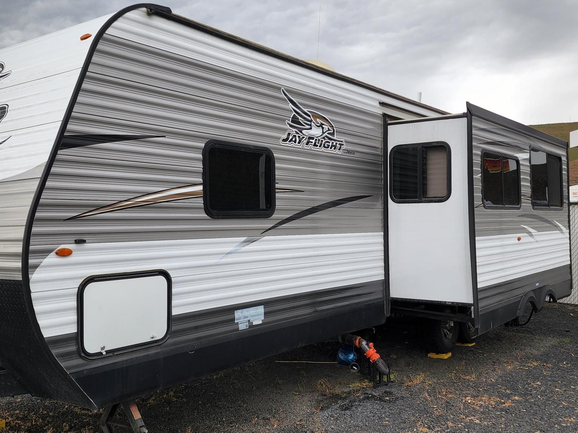 2017 JAYCO JAY FLIGHT 29BHDB