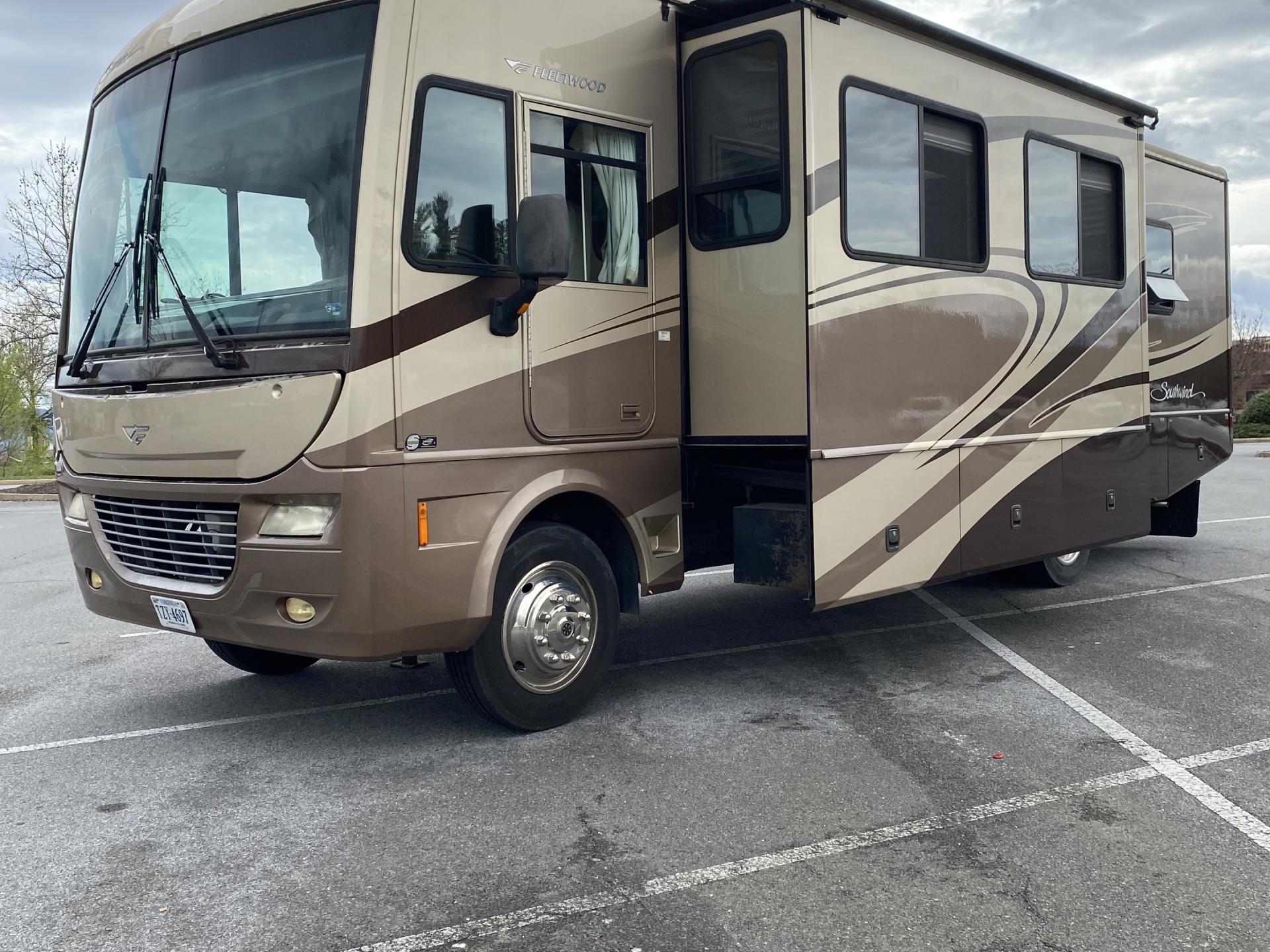 2007 FLEETWOOD SOUTHWIND 32VS