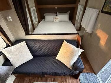2015 FOREST RIVER WILDWOOD X LITE 261BHXL