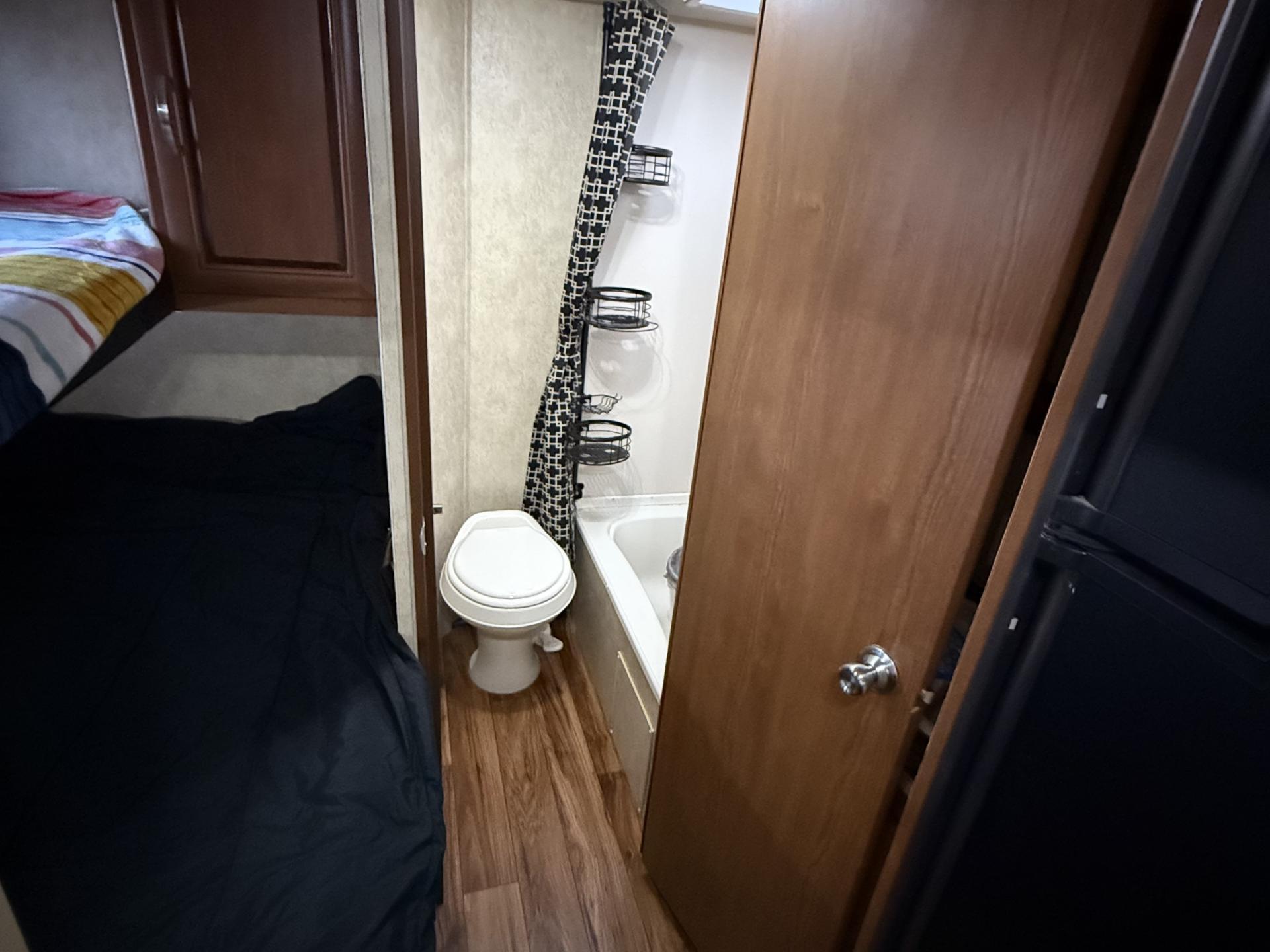 2015 FOREST RIVER WILDWOOD X LITE 261BHXL