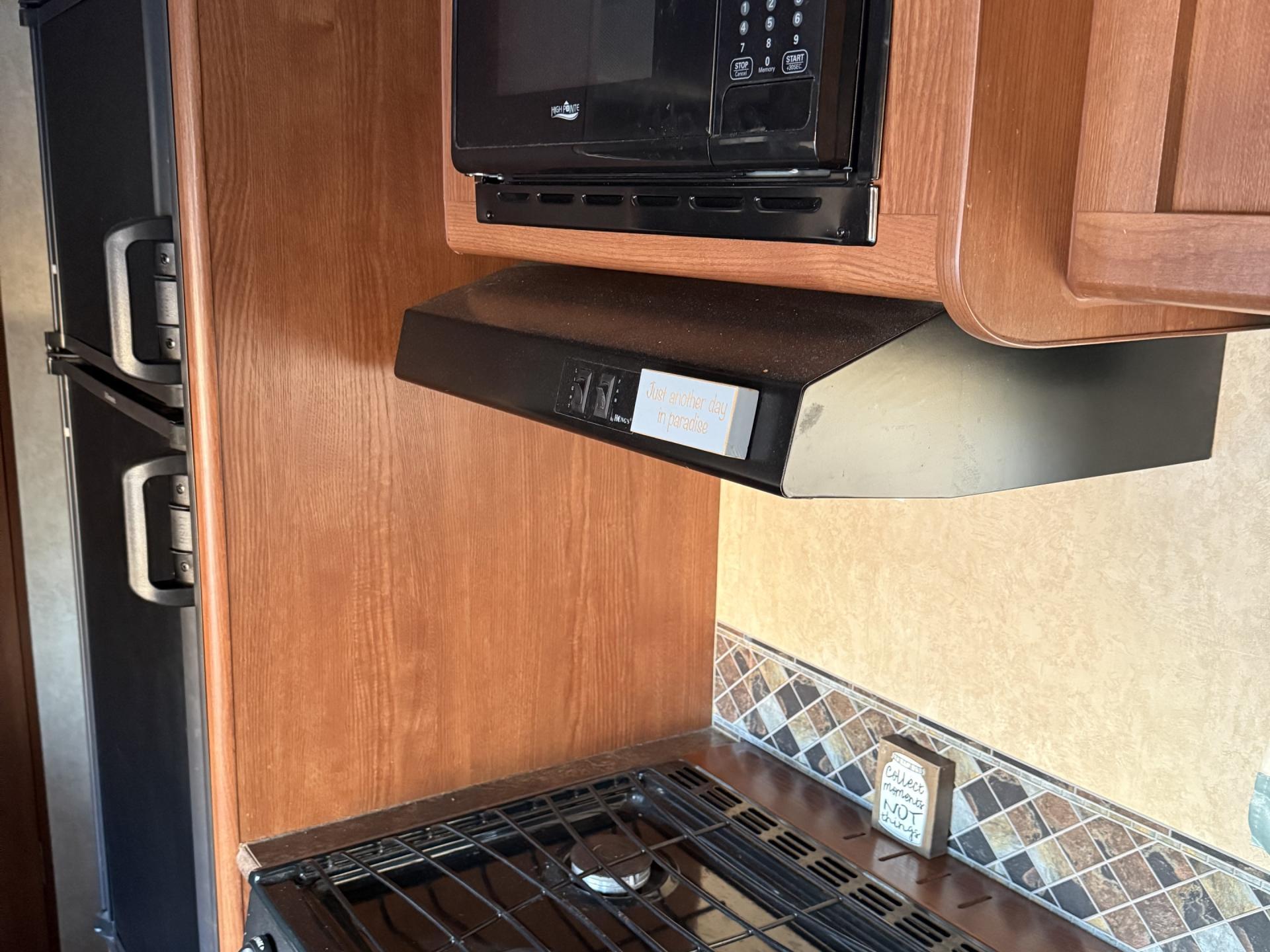 2015 FOREST RIVER WILDWOOD X LITE 261BHXL