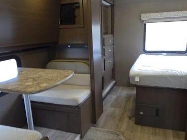 2018 THOR MOTOR COACH FREEDOM ELITE 30FE