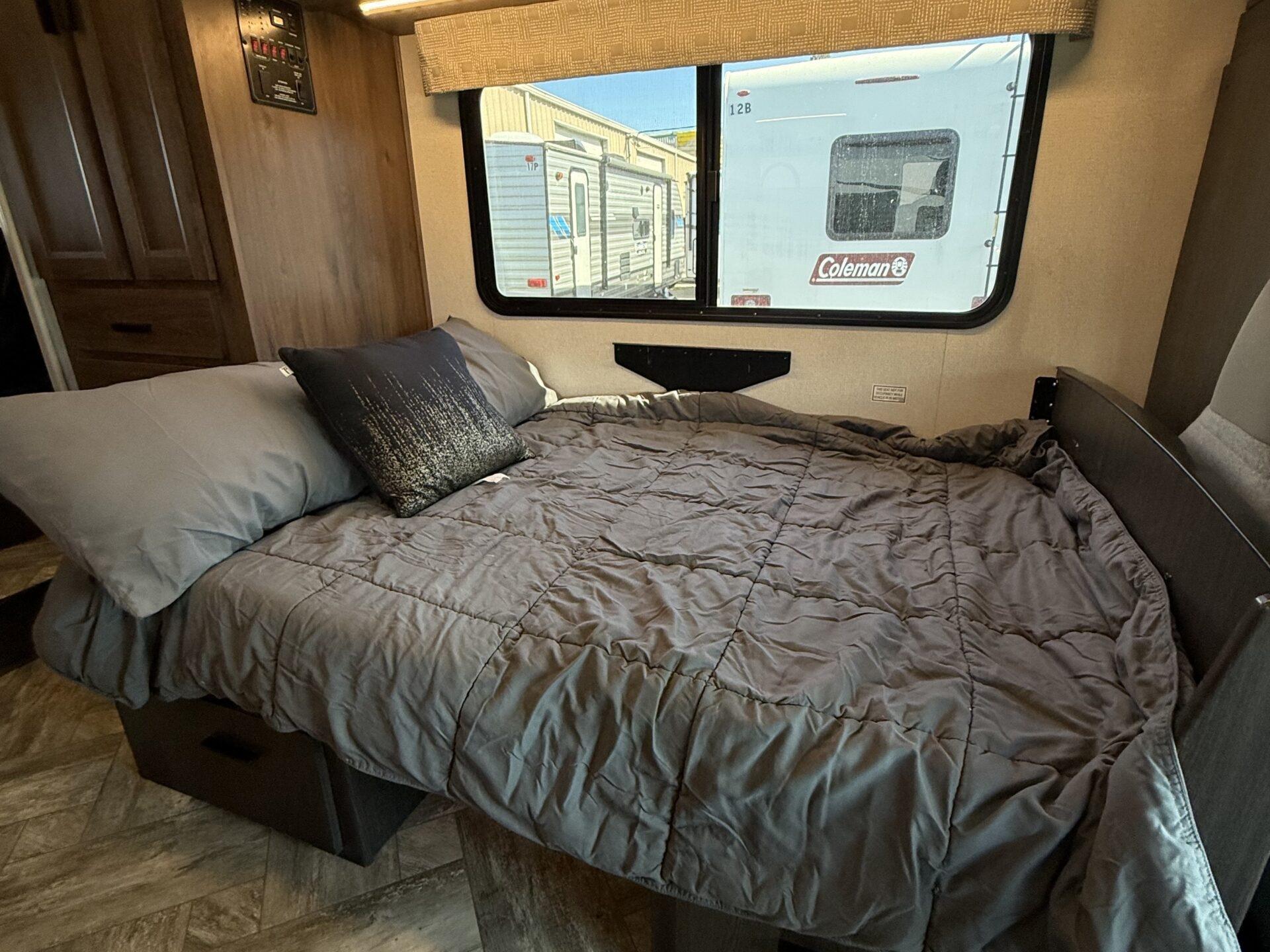 2024 FOREST RIVER SUNSEEKER LE 2250SC