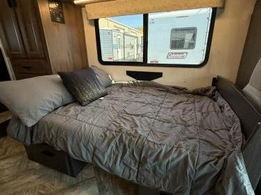 2024 FOREST RIVER SUNSEEKER LE 2250SC