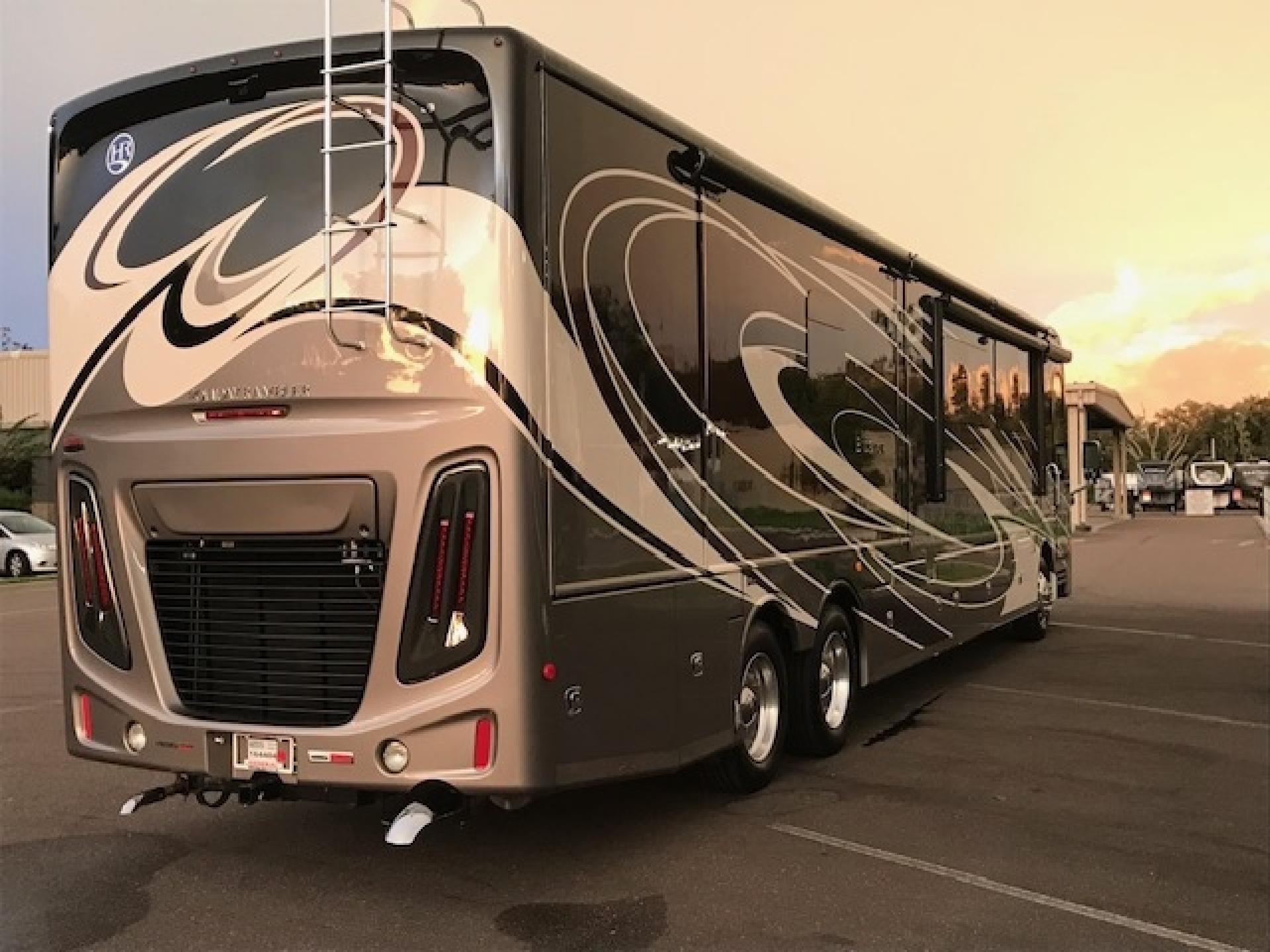 2018 HOLIDAY RAMBLER ENDEAVOR  M-44H