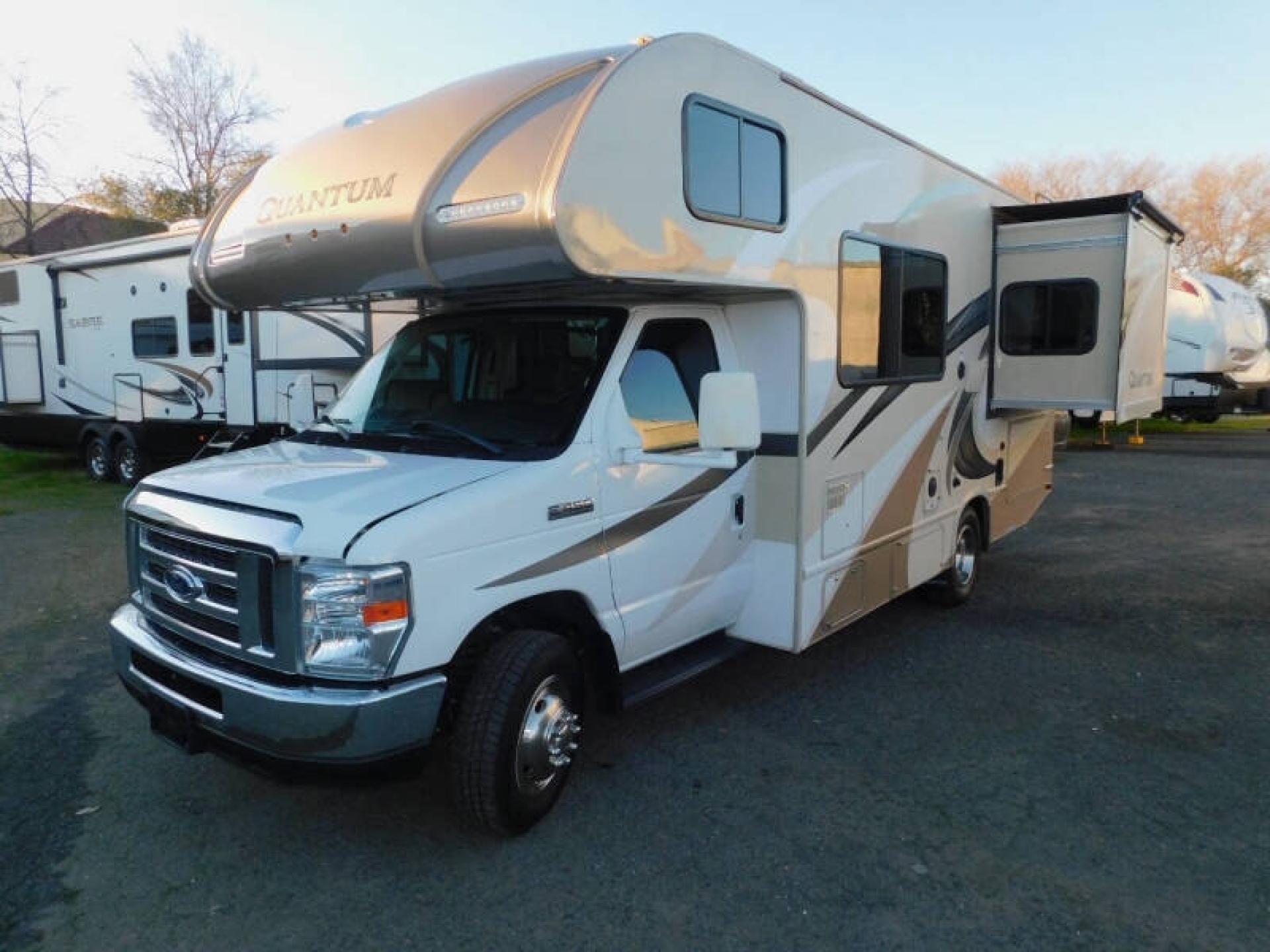 2017 THOR MOTOR COACH QUANTUM GR22