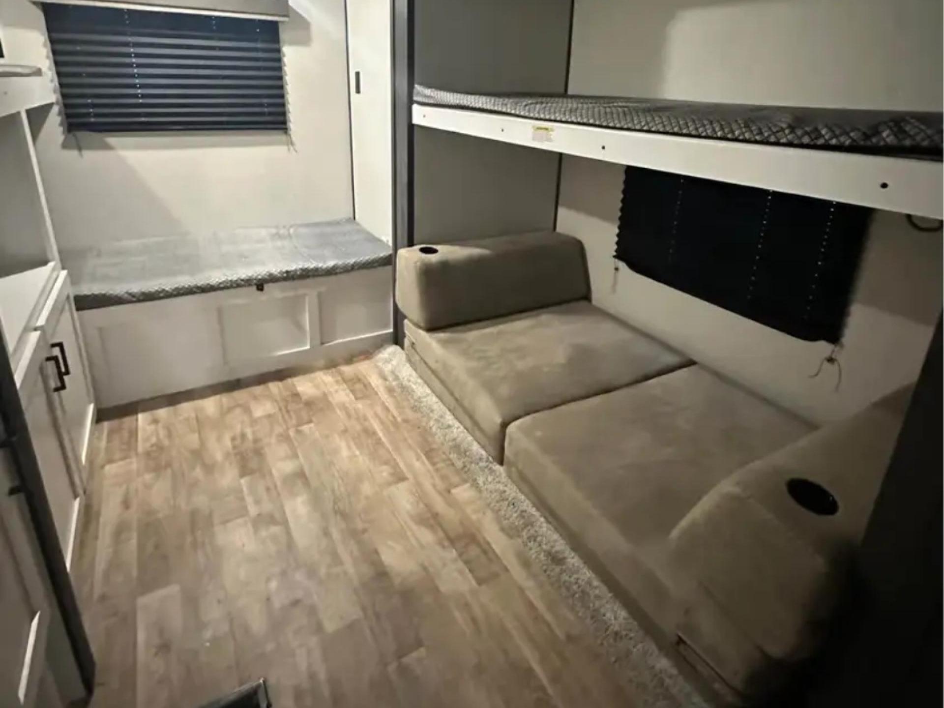 2023 KEYSTONE HIDEOUT 31BRD