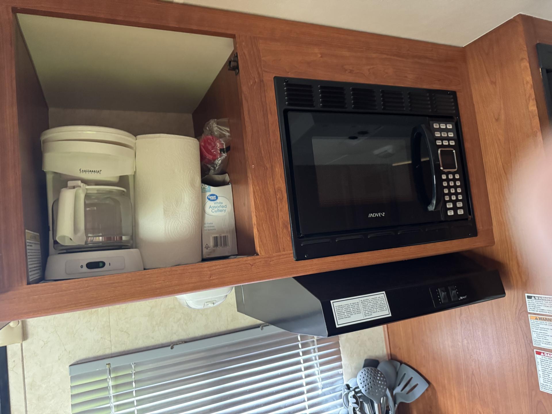 2013 COACHMEN FREELANDER 21QB