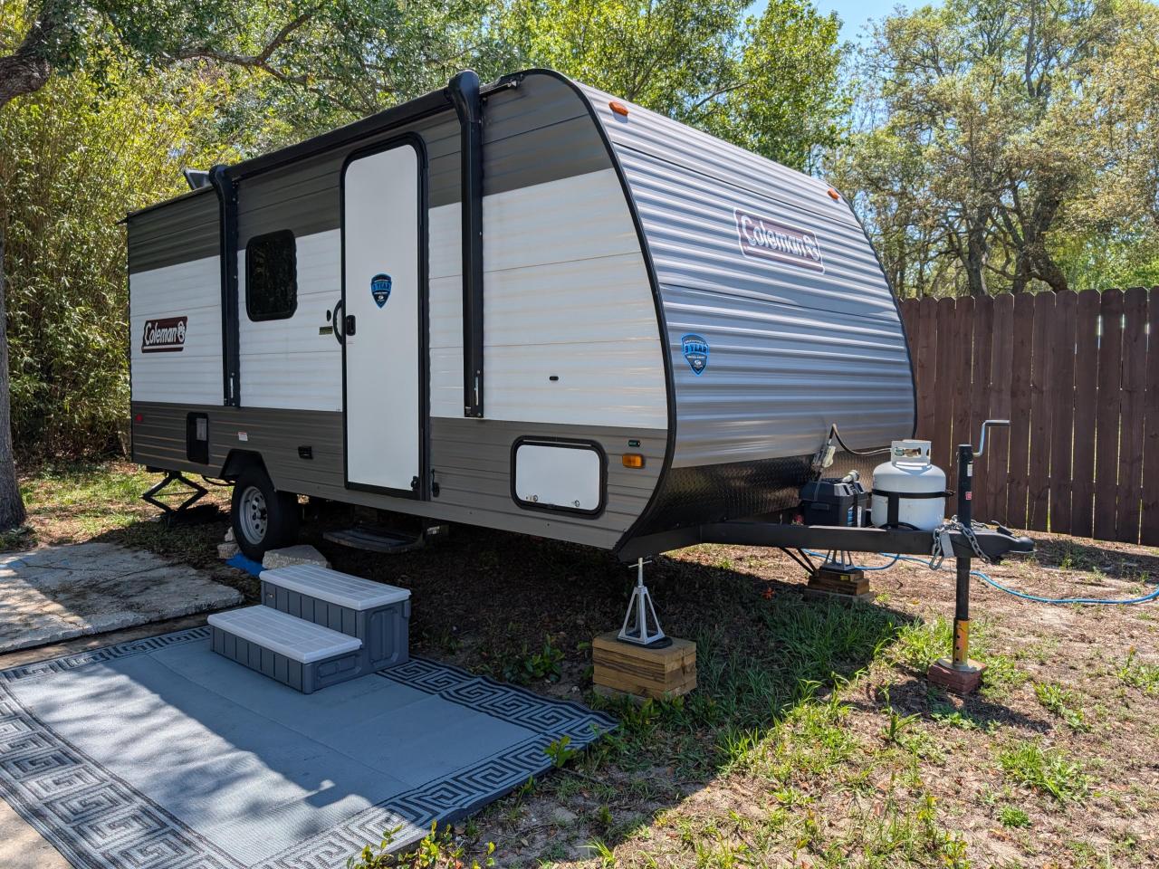 2024 COLEMAN Lantern 17B
