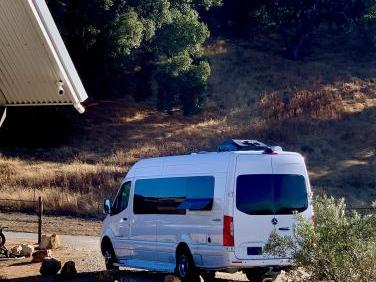 2021 COACHMEN GALLERIA 24A