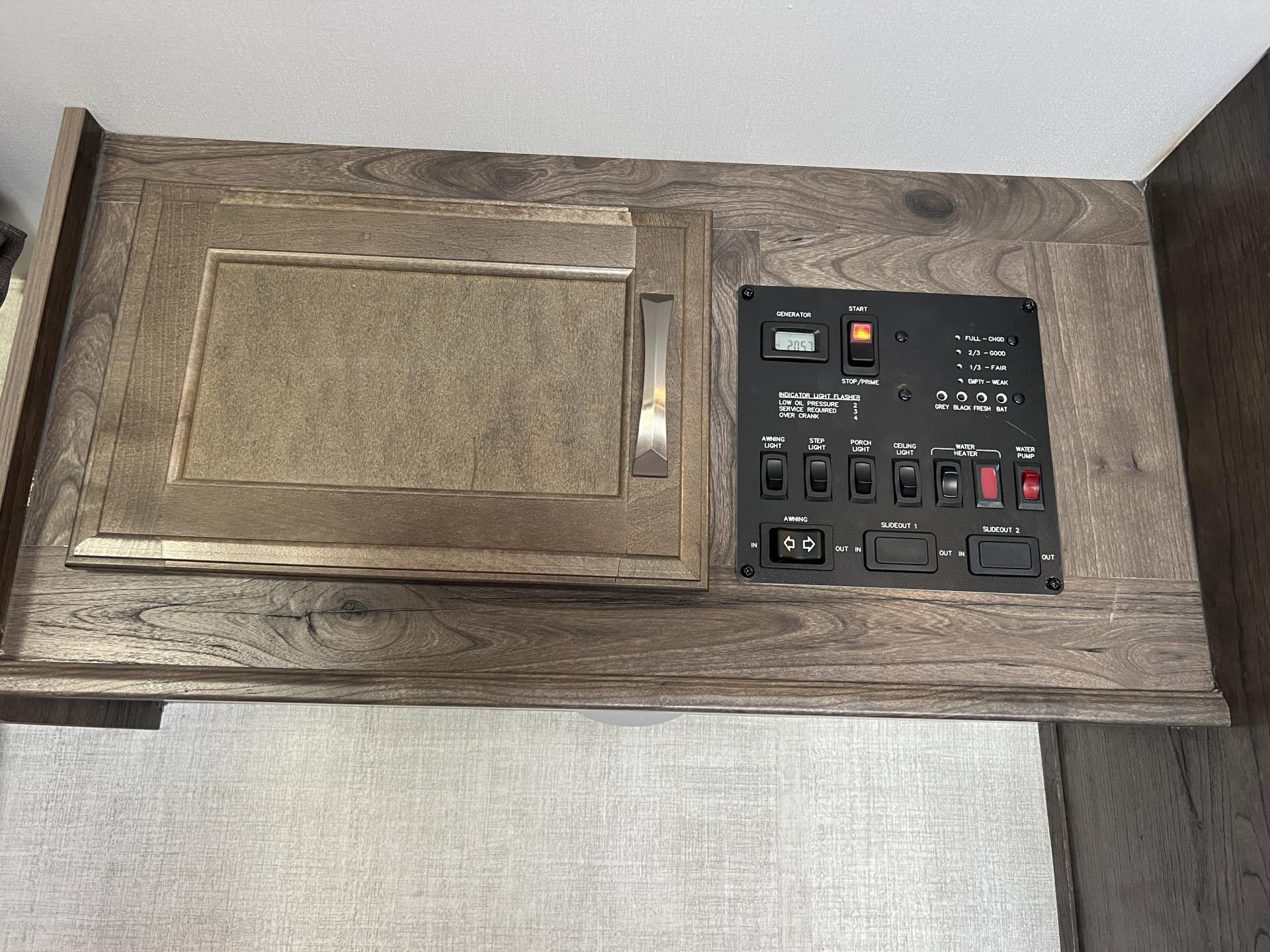 2023 GULF STREAM CONQUEST 6237D