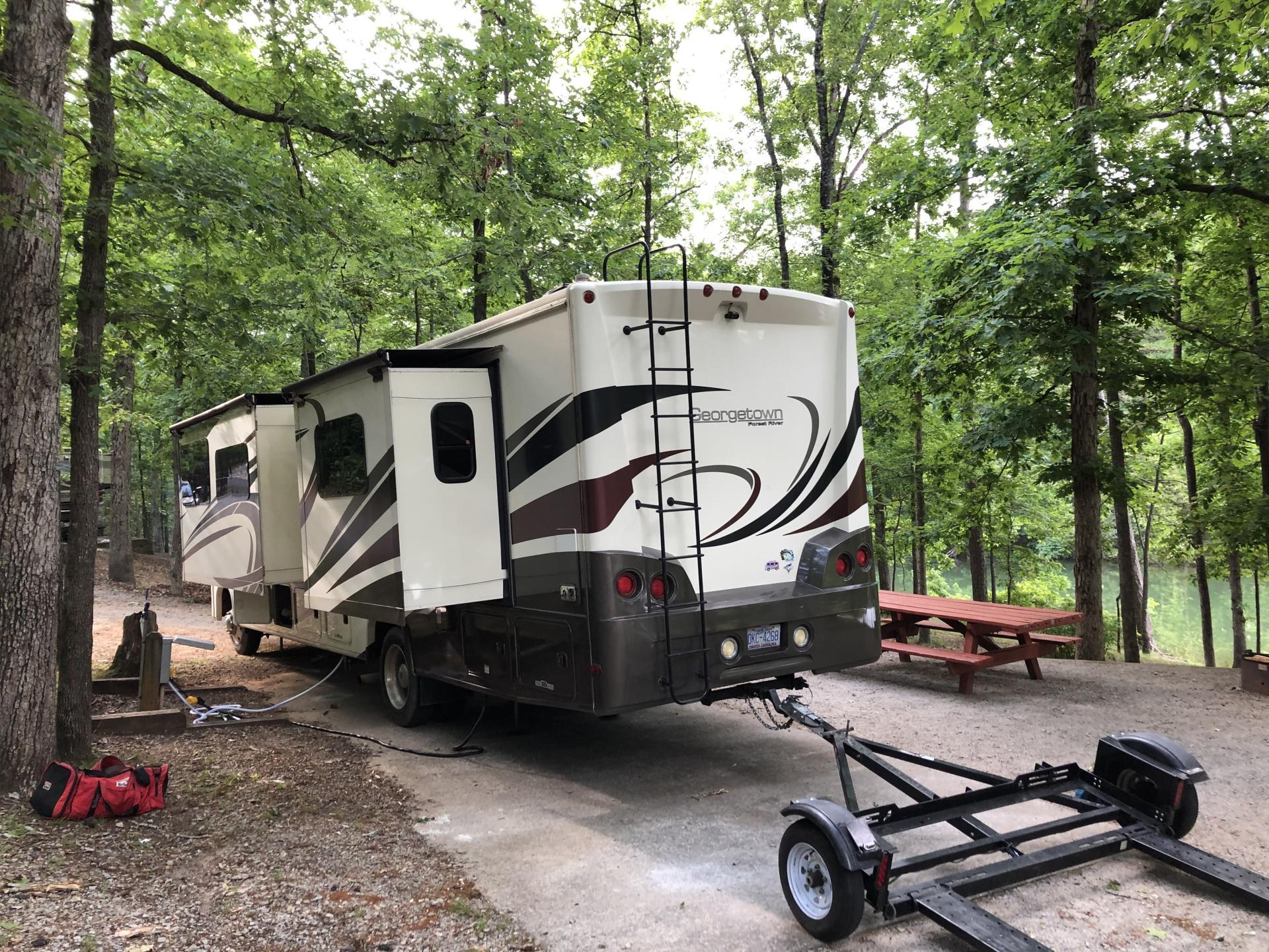 2016 FOREST RIVER GEORGETOWN 364TS