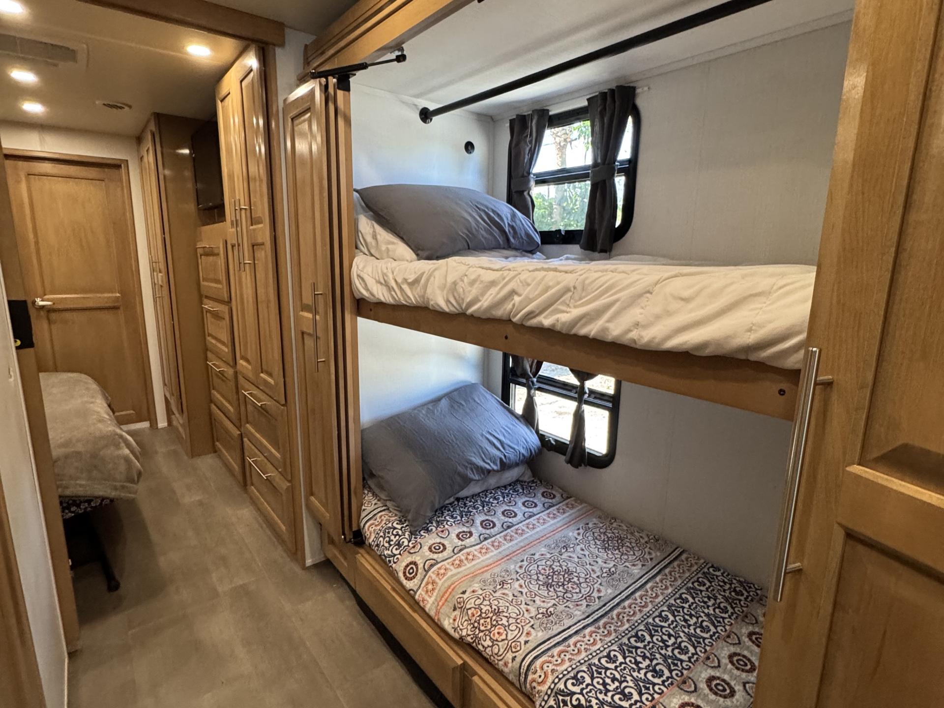 2023 FOREST RIVER GEORGETOWN 7 SERIES 36K