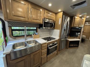 2023 FOREST RIVER GEORGETOWN 7 SERIES 36K