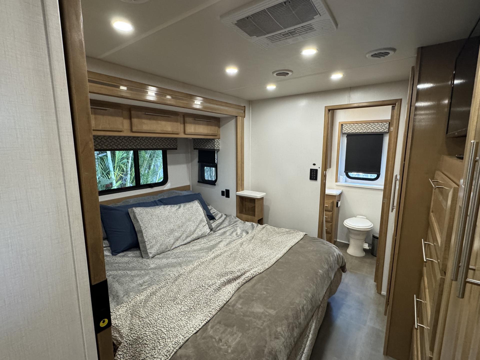 2023 FOREST RIVER GEORGETOWN 7 SERIES 36K