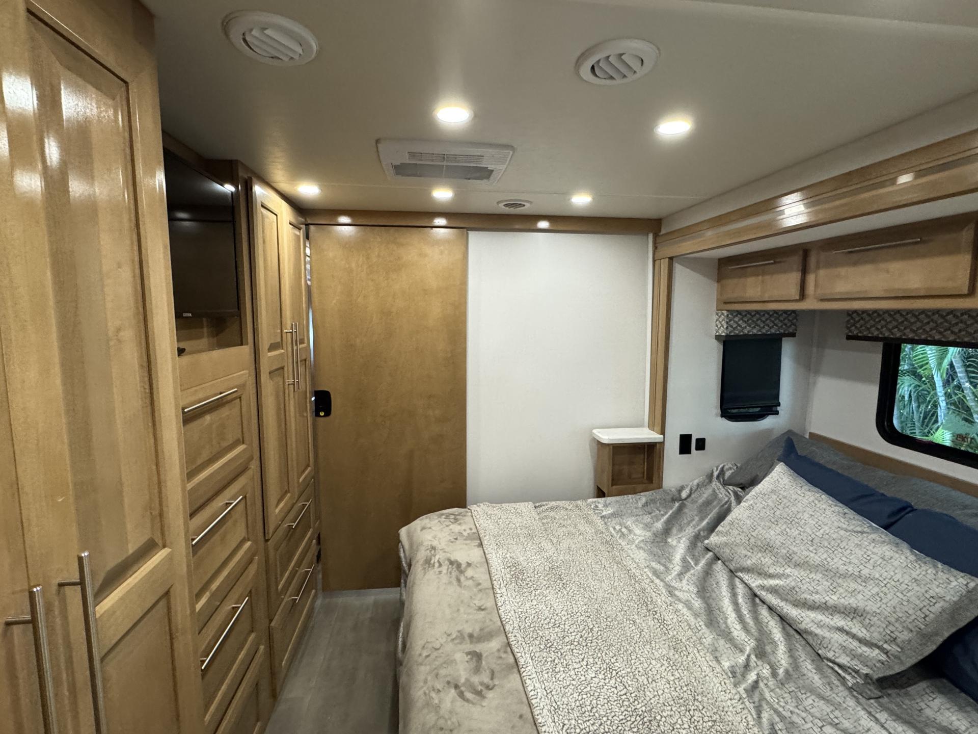 2023 FOREST RIVER GEORGETOWN 7 SERIES 36K