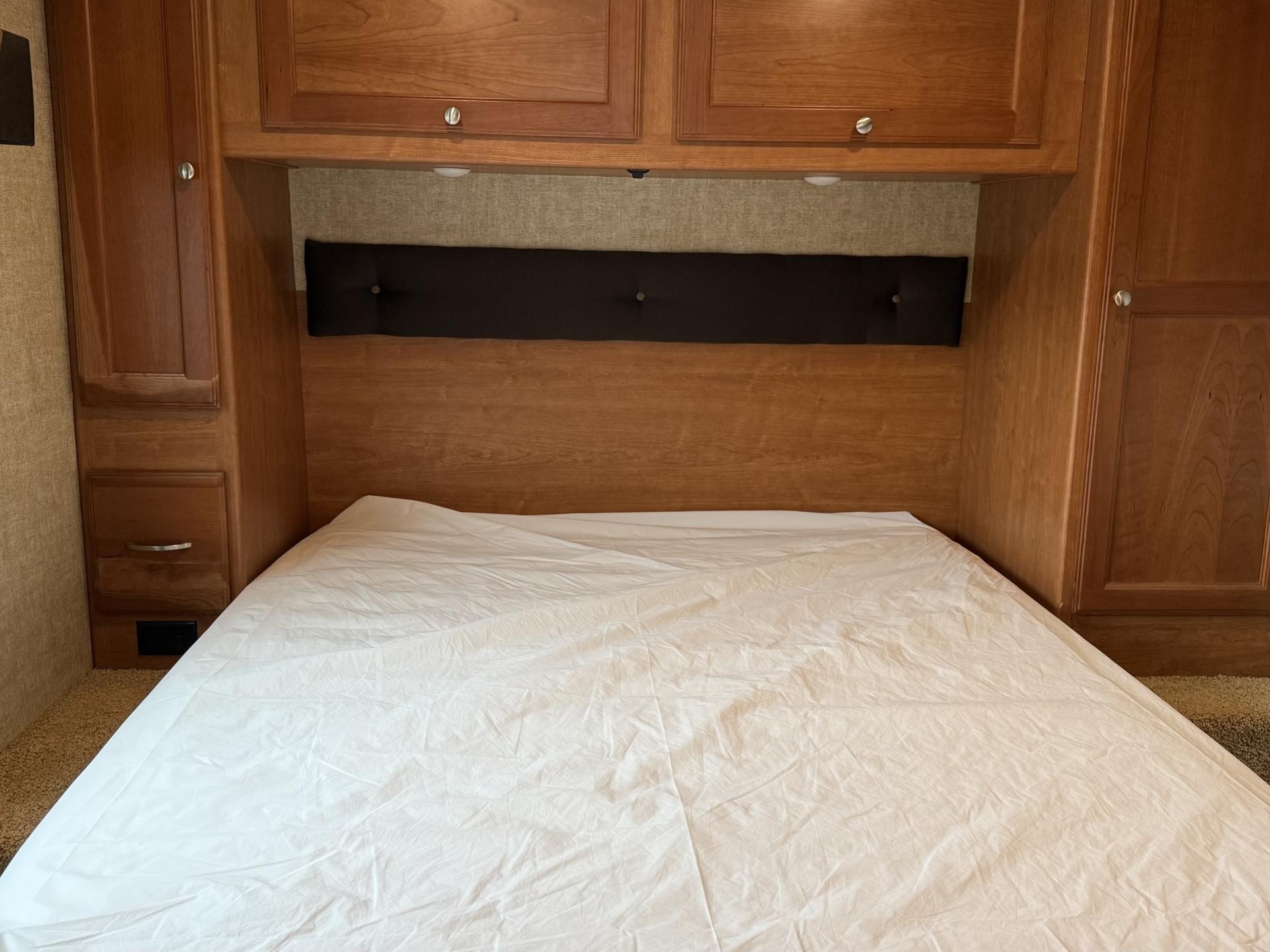 2016 WINNEBAGO VISTA 31KE