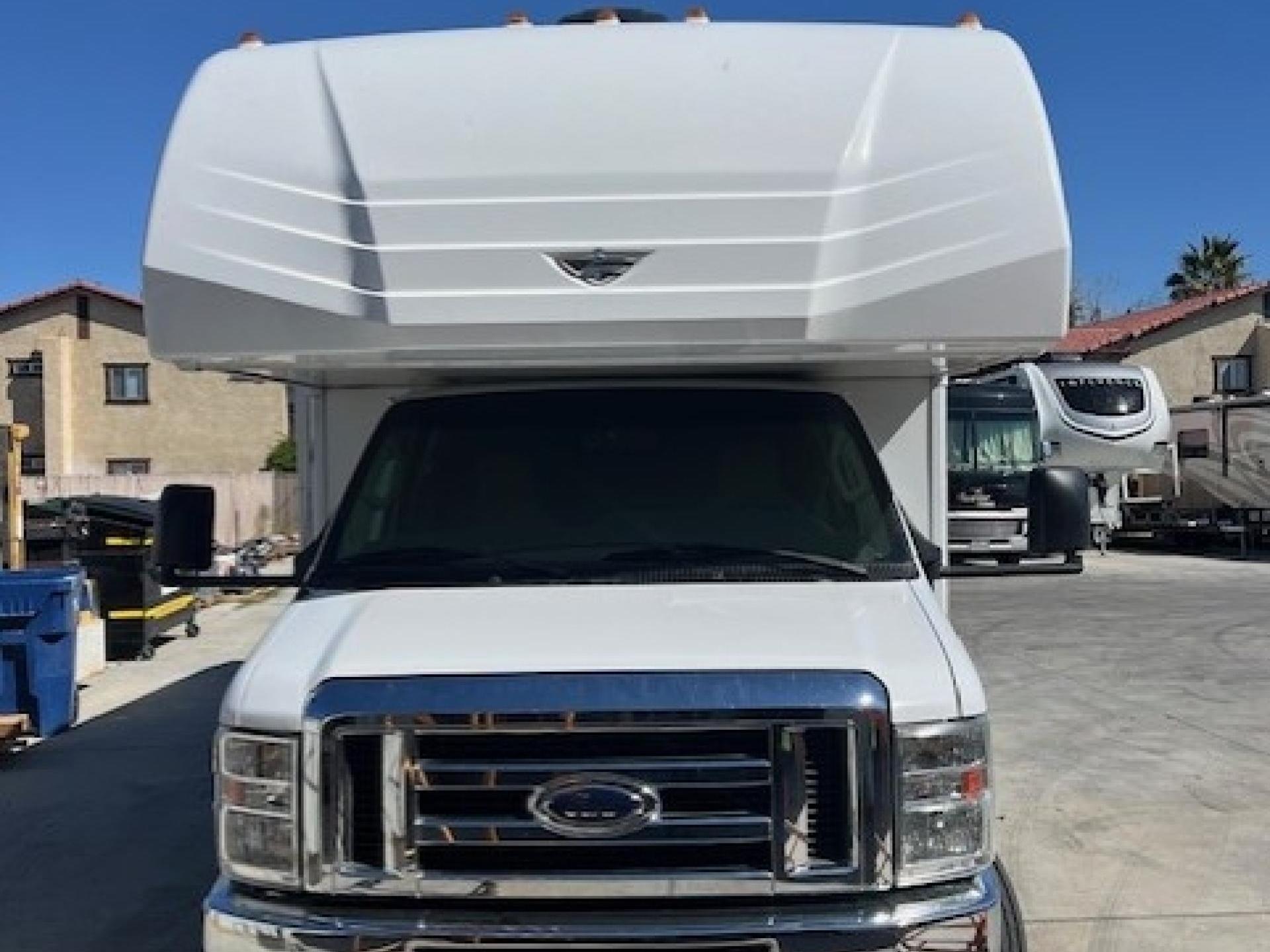 2014 FLEETWOOD TIOGA MONTARA 25K