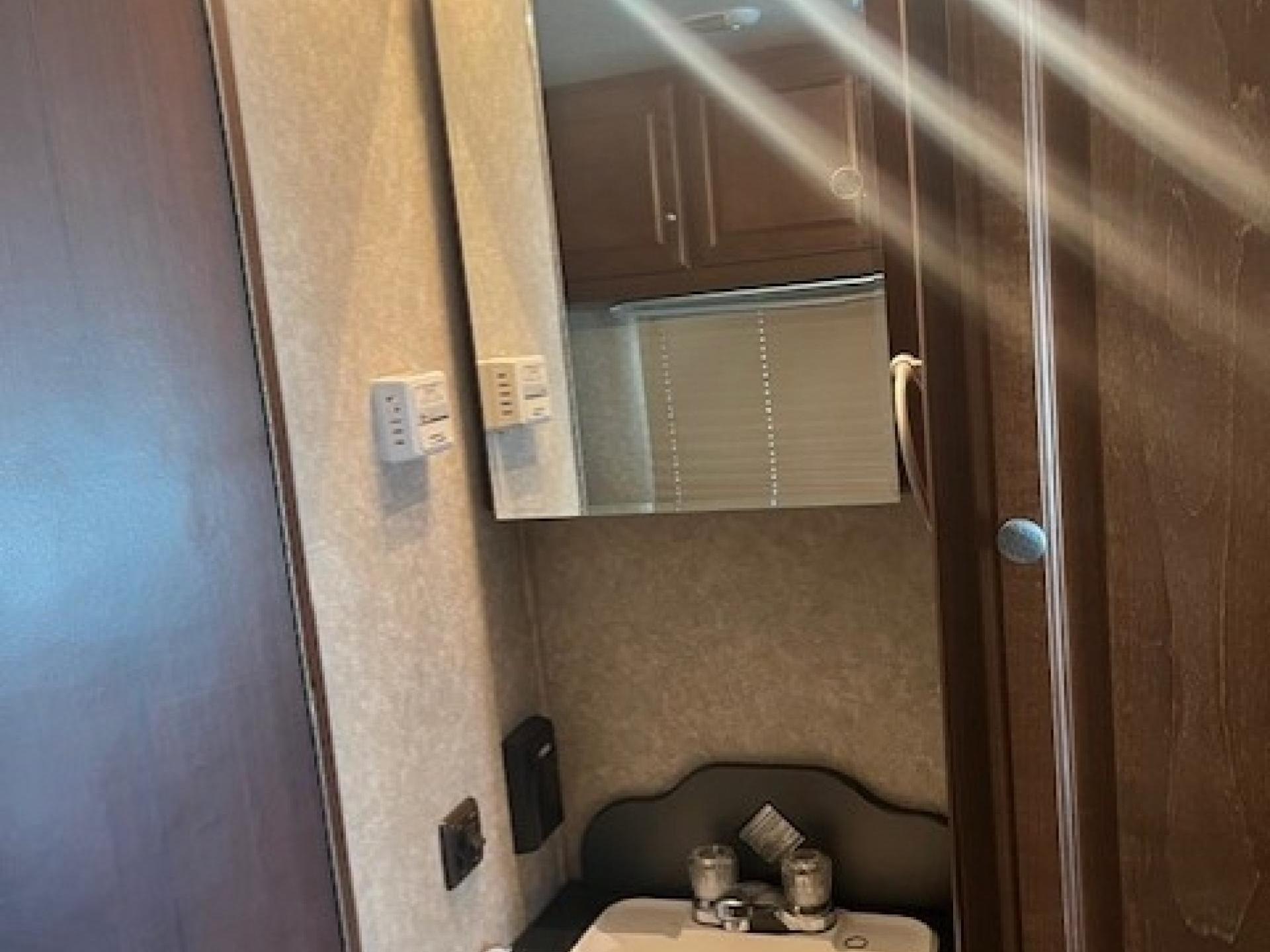 2014 FLEETWOOD TIOGA MONTARA 25K